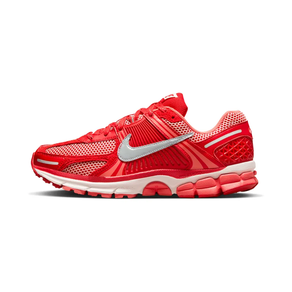 Nike Zoom Vomero 5 PRM “University Red Metallic Silver” (FN6833-657)