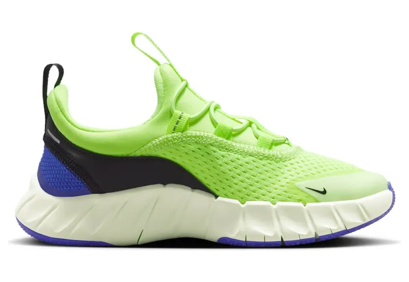 nike-free IQ5811-700