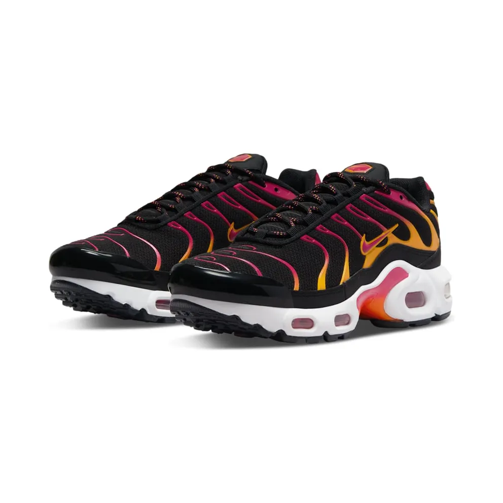 Nike Air Max Plus Older Kids’ Black (DX9264-001)