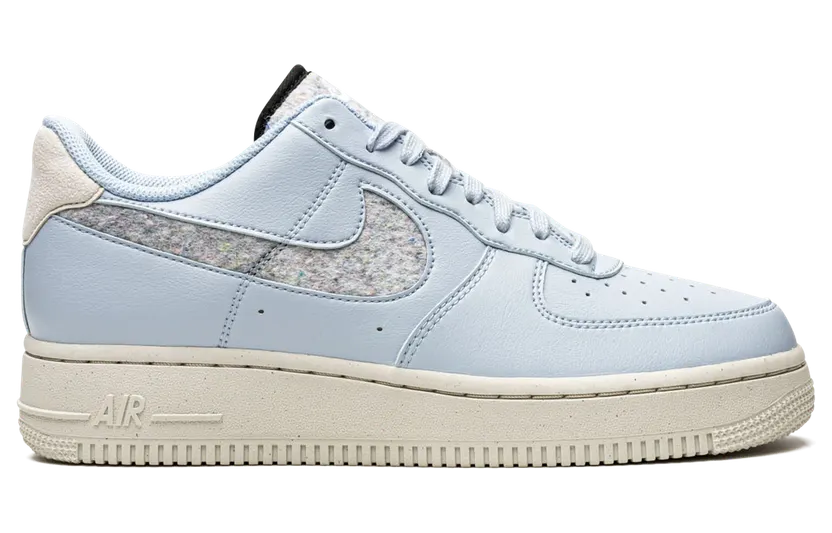 nike-air-force DA6682-400