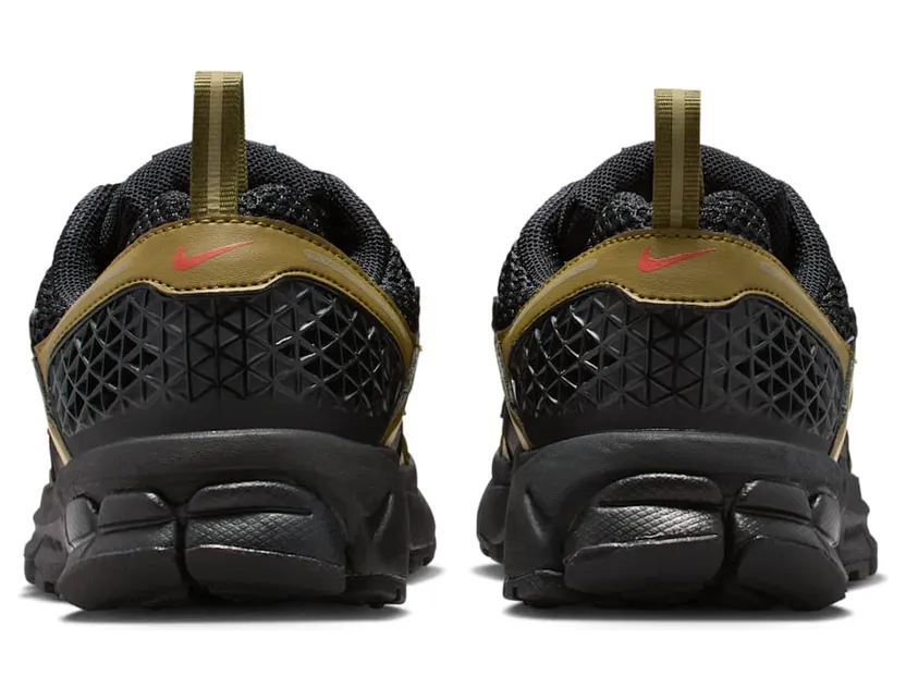 nike-vomero HF6998-013