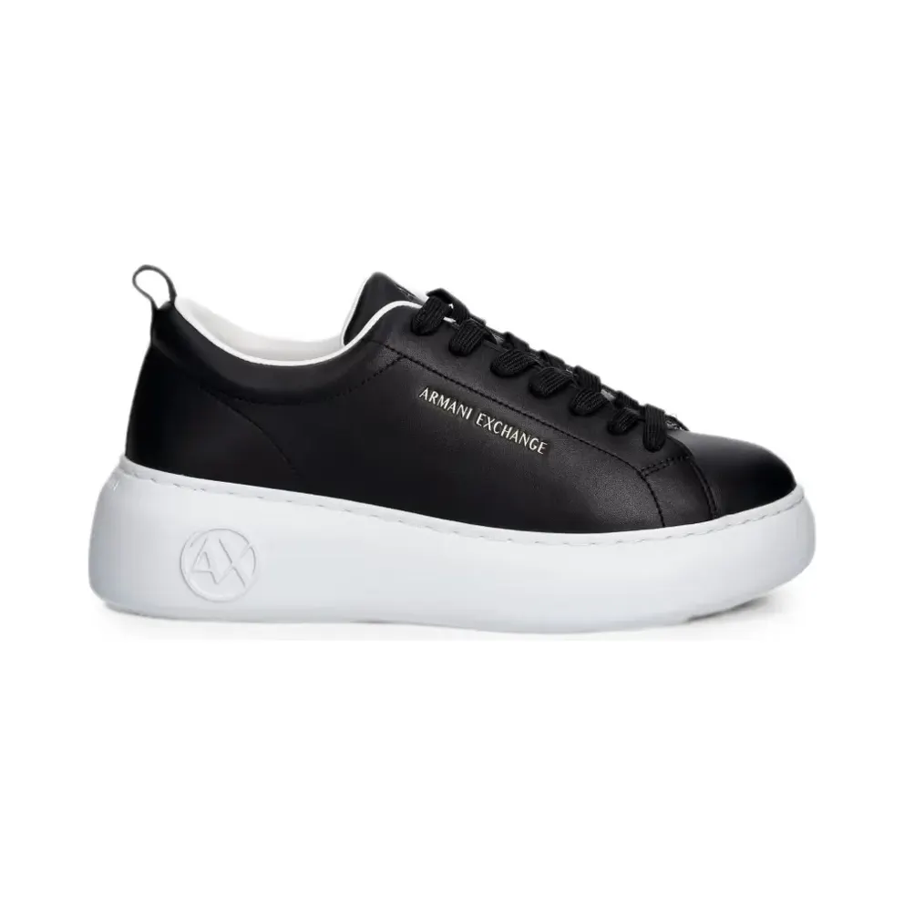 Armani Exchange mit Plateausohle – Black (XW002790AF11912)