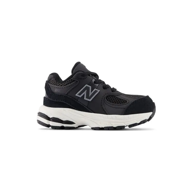 New Balance 2002 TD “Black” (IC2002BK)