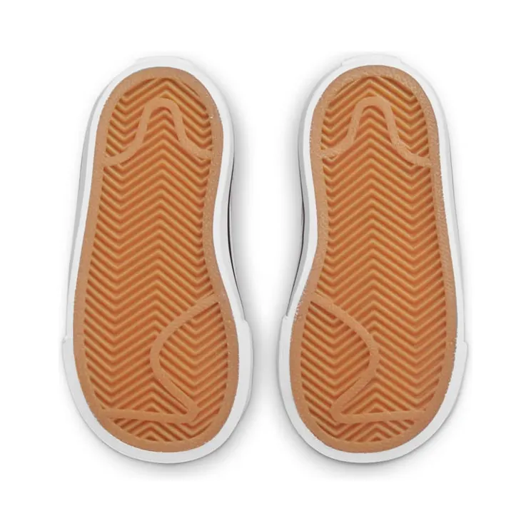 nikecourt DA5382-105
