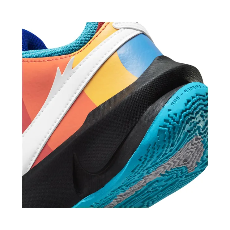 nike-team-hustle DO6140-001