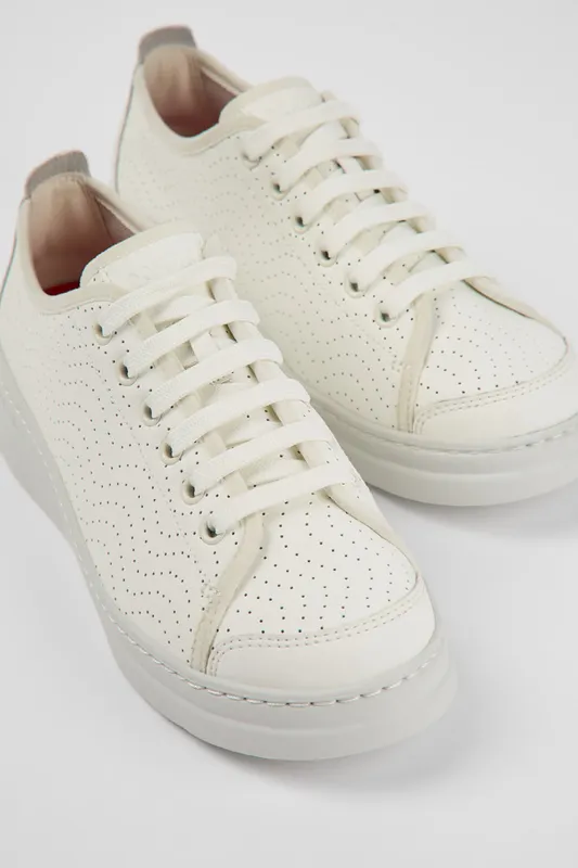 Camper Runner Up – White (K201624006)