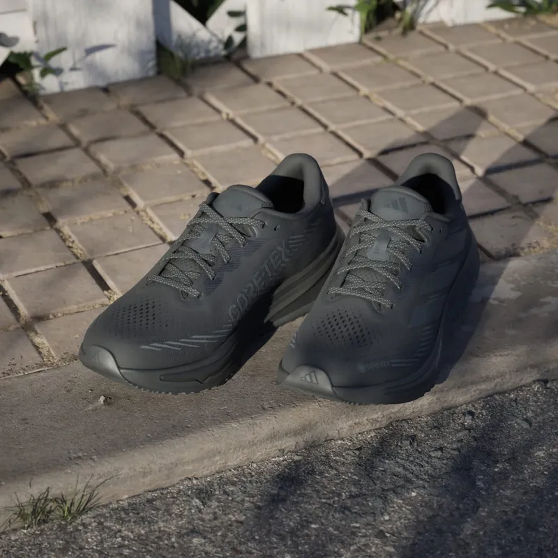 Adidas Supernova Rise GTX Running Shoes Core Black / Carbon / Core Black (JP7763)