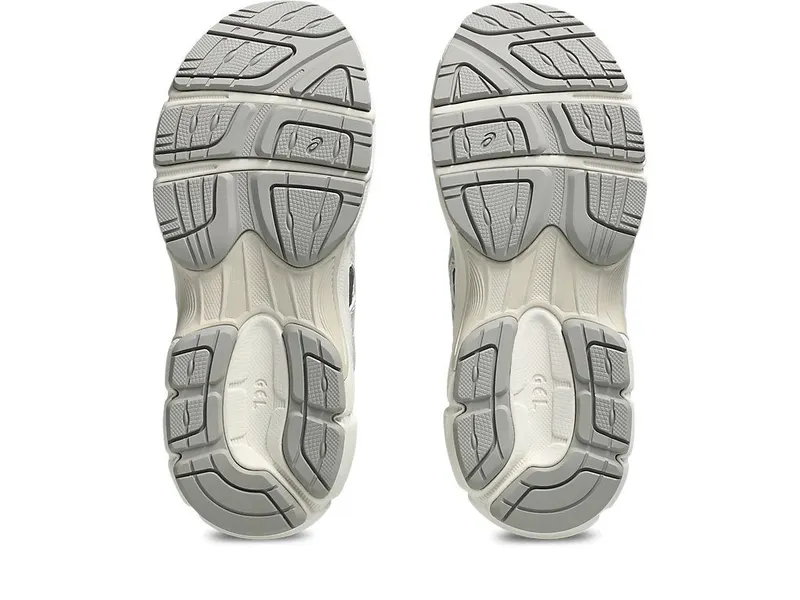 ASICS GEL-NYC PS “Cream / Oyster Grey” (1204A176-100)