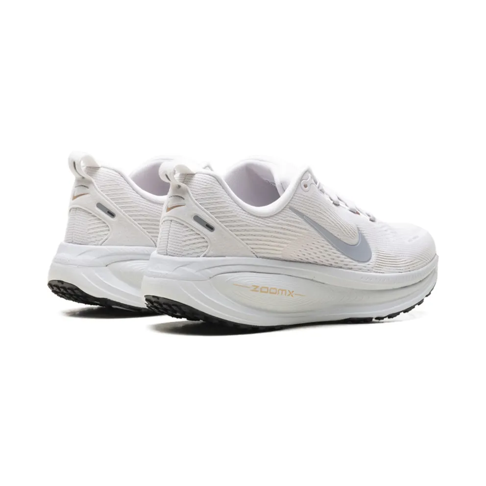 Nike Vomero 18 “Vast Grey Summit White” (HM6804-007)