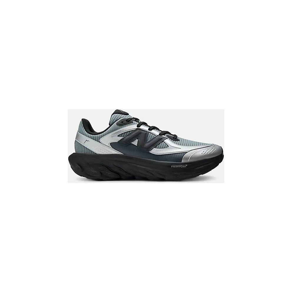 NEW BALANCE CAYL x New Balance TRN “Slate Grey / Silver Metallic / Black” (UTRNCA)