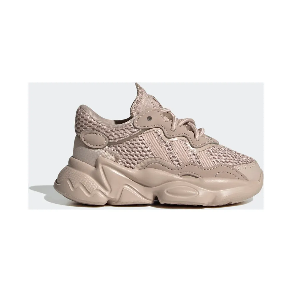 Adidas OZWEEGO Wonder Taupe / Wonder Taupe / Cloud White (HQ1623)