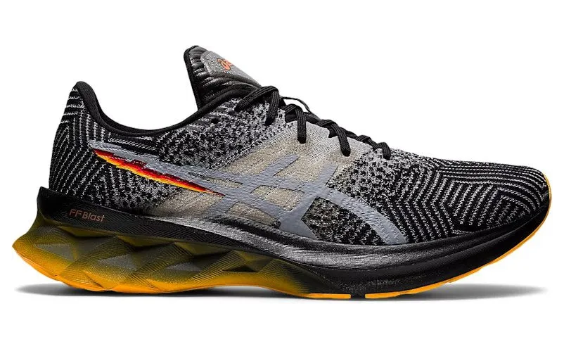 asics-novablast 1011B149-001