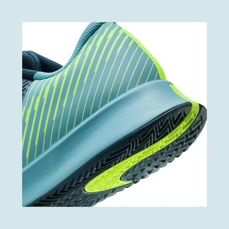 nikecourt DV2020-400
