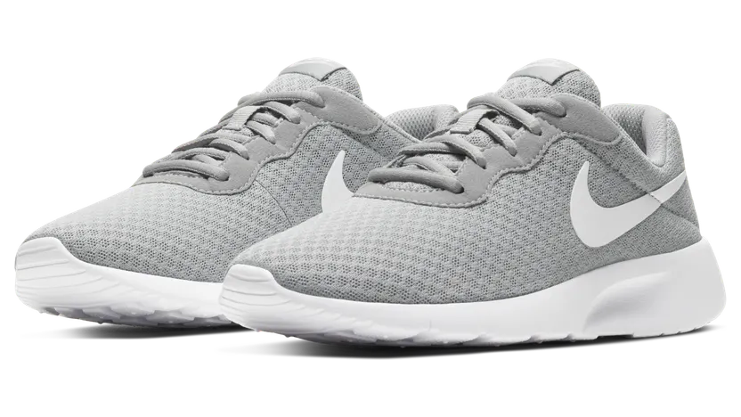Nike Tanjun Zwart (818381-012)