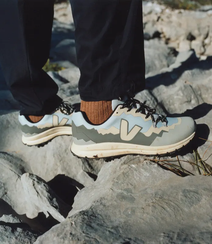 VEJA Fitz Roy – Grey (FT2303774)