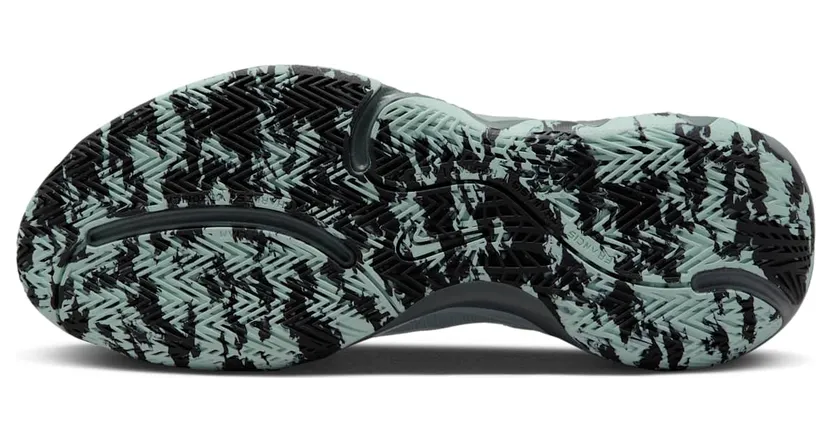 nike-giannis-immortality DM0825-004