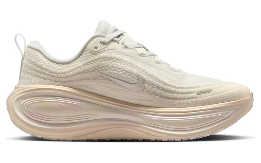 nike-vomero-plus IO9916-100