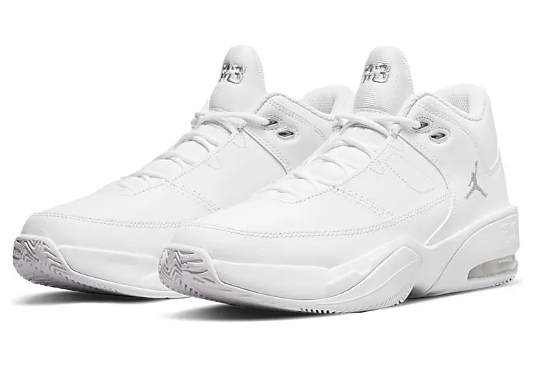 air-jordan-max-aura DA8021-110