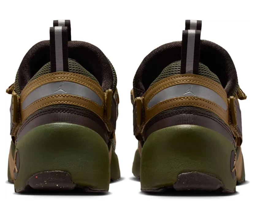 air-jordan-trunner IO4190-300