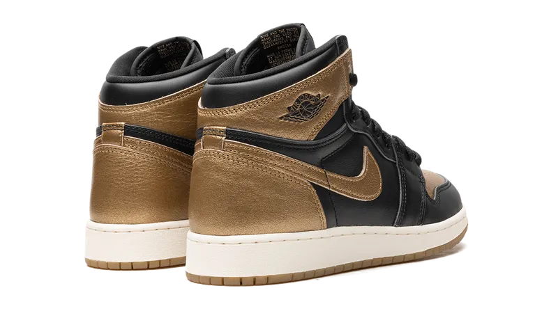 Air Jordan 1 GS “Black Metallic Gold” (FD1437-071)