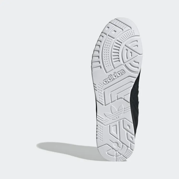 adidas-a-r-trainer EE9393