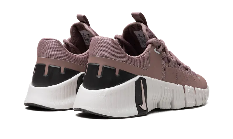 Nike Free Metcon 5 “Smokey Muave” (DV3950-201)