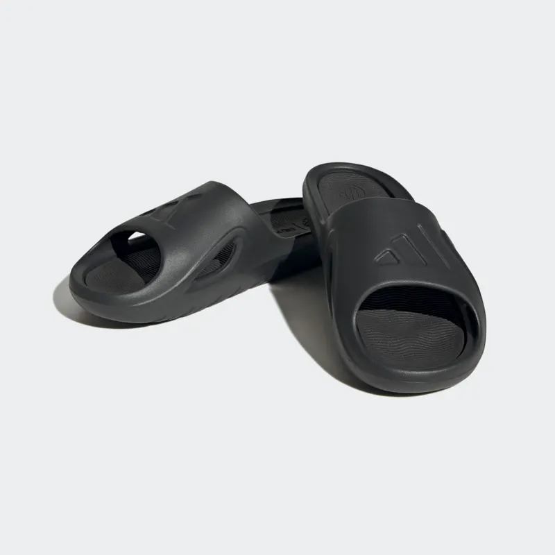 Adidas Adicane Slides Carbon / Carbon / Core Black (HQ9915)