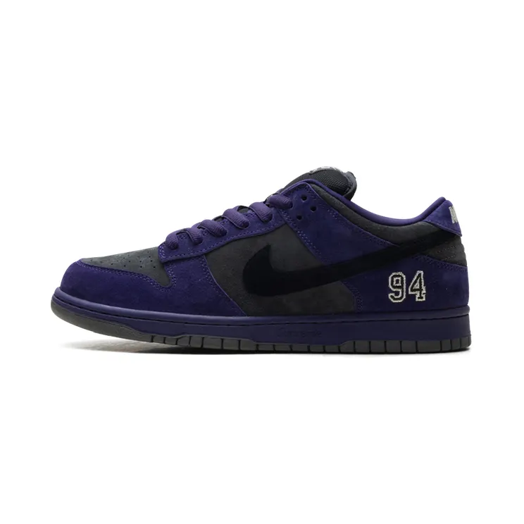 Nike SB Dunk Low “Supreme – Ink” (HQ8487-500)