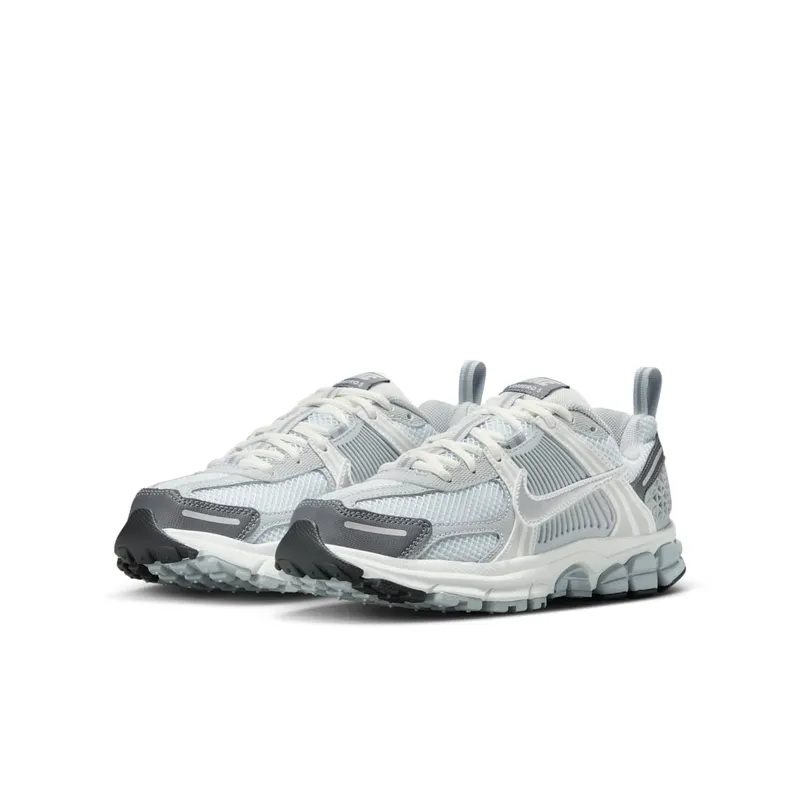 Nike Zoom Vomero 5 Pure Platinum/Summit White/Dark Grey/Metallic Silver (HF6998-008)