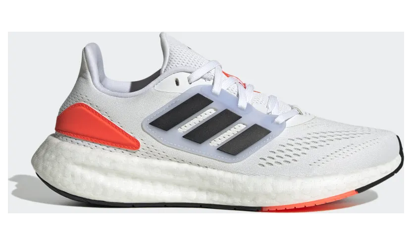 adidas Pureboost 22 Laufschuh Crystal White / Core Black / Cloud White (HQ8582)