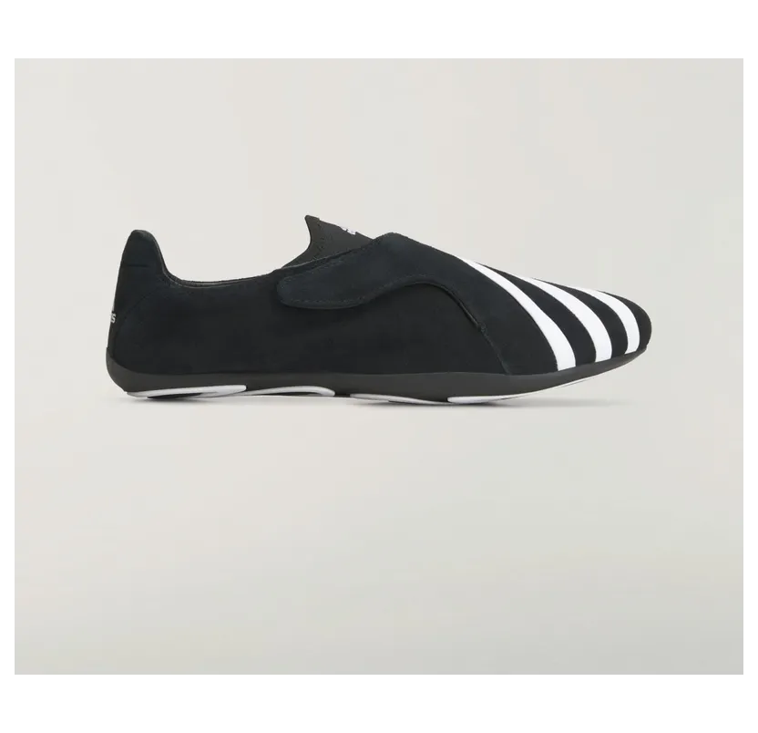 Adidas PW Vario Flat Earther Sportschuhe Core Black / Cloud White / Core Black (KJ0953)