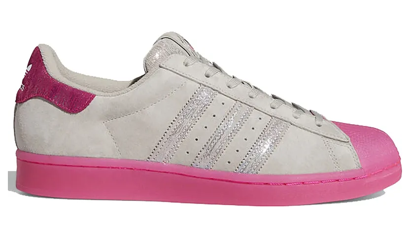 adidas Superstar Chicago Plays Harder, Chicago Works Harder (FX3464)