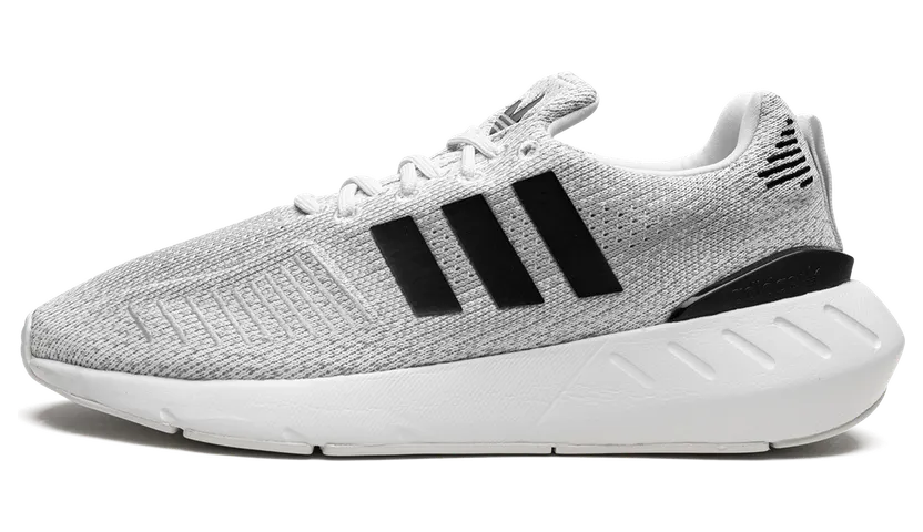 adidas Swift Run 22 Schuh Crystal White / Core Black / Grey Two (GV7969)