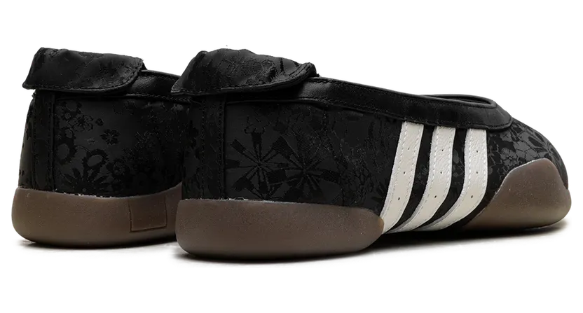 adidas Taekwondo Mei × Liberty London “Core Black”: Blumen im Schatten (2)