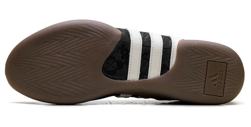 adidas Taekwondo Mei × Liberty London “Core Black”: Blumen im Schatten (4)