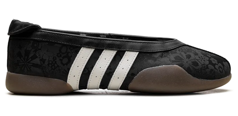 adidas Taekwondo Mei × Liberty London “Core Black”: Blumen im Schatten (5)