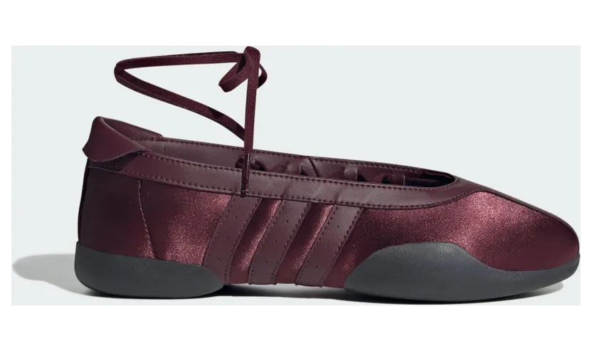 Adidas TAEKWONDO MEI BALLETschuhe Maroon / Maroon / Core Black (KJ8371)