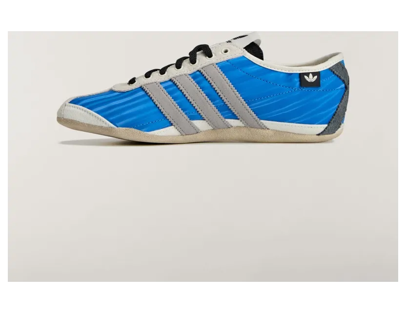 adidas Tokyo “Bluebird Grey”: träumerisch in kühlem Graublau (5)