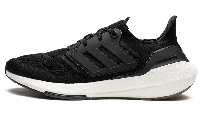 adidas Ultraboost 22 Laufschuh Core Black / Core Black / Cloud White (GX5591)