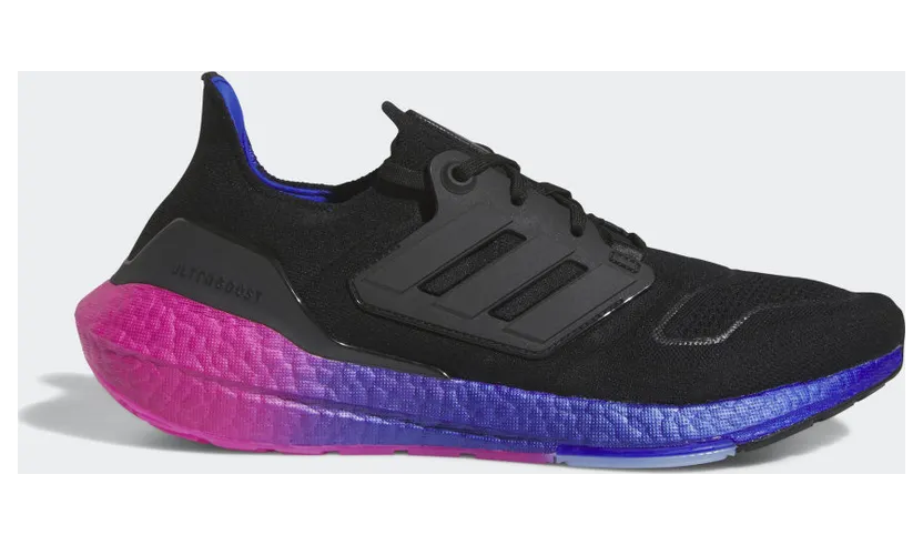 adidas Ultraboost 22 Laufschuh Core Black / Core Black / Lucid Blue (HQ8593)