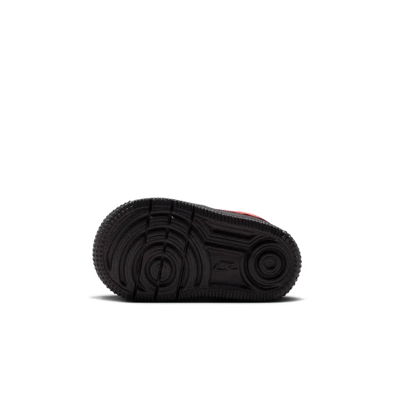 Nike Force 1 Low LV8 3 TD “Bred” (IM7995-001)