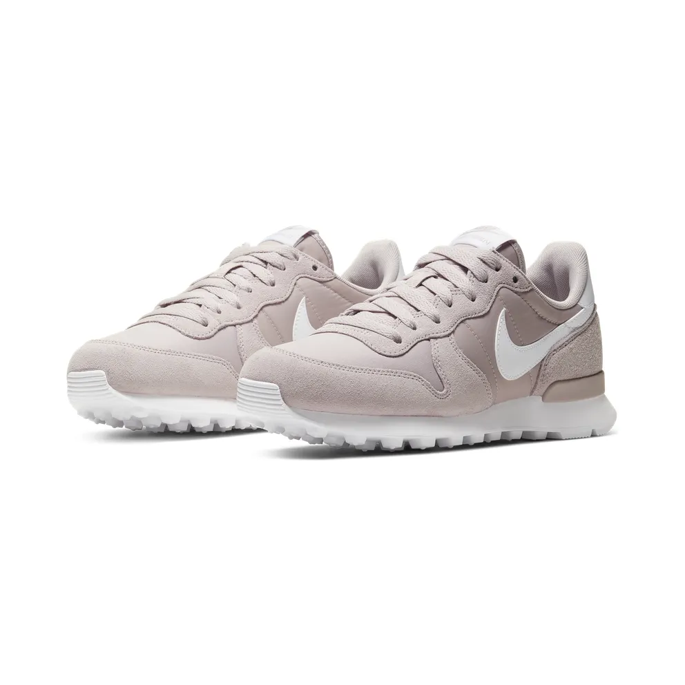 Nike Internationalist Purple “Platinum Violet / White” (828407-034)
