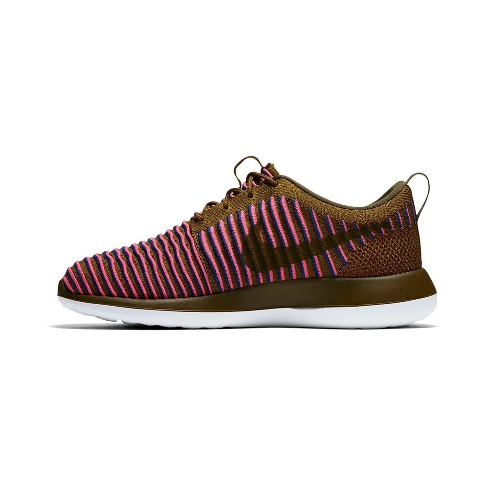 Nike Roshe Two Flyknit “Olive Flak / Racer Blue / Pink Blast” (844929-300)