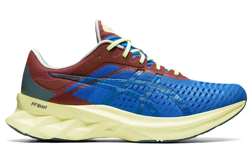 Affix Blue and Red Asics Edition Novablast Sneakers (1021A467.400)
