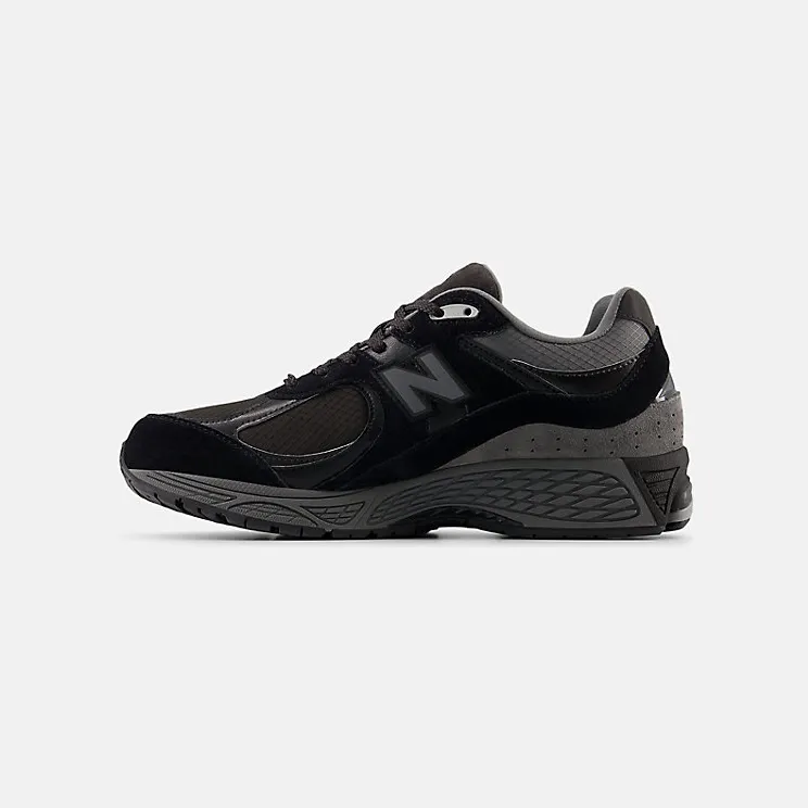 new-balance-2002r U2002RTG