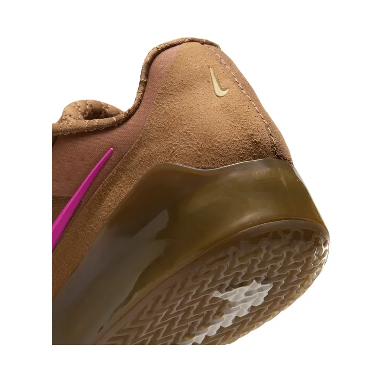 nike-lebron IQ8495-200