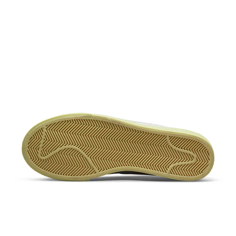 Nike Blazer Low Platform White Lemon Wash (DJ0292-109)