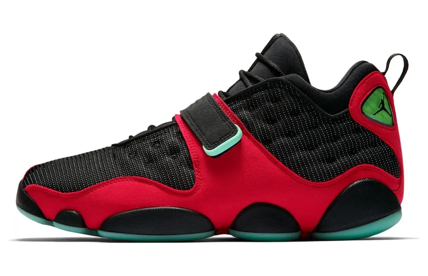 Air Jordan Black Cat Bred (AR0772-006)