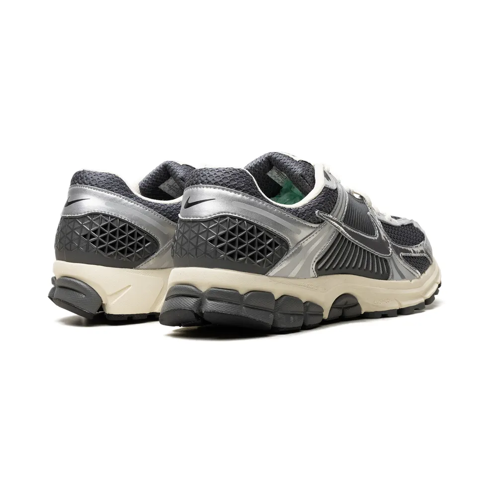 Nike Zoom Vomero 5 “Iron Grey Chrome” (IM3486-001)