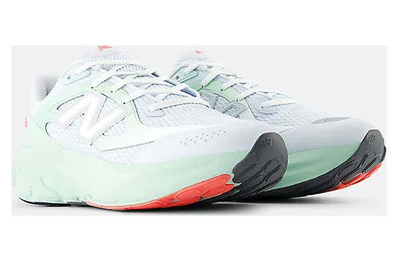 new-balance-sneaker UTRNQD
